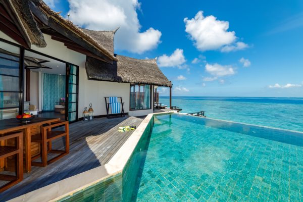 insel-seite-ozen-reserve-bolifushi-ocean-pool-suite-07