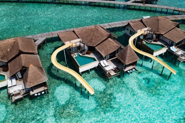 insel-seite-ozen-reserve-bolifushi-ocean-pool-suite-with-slide-03