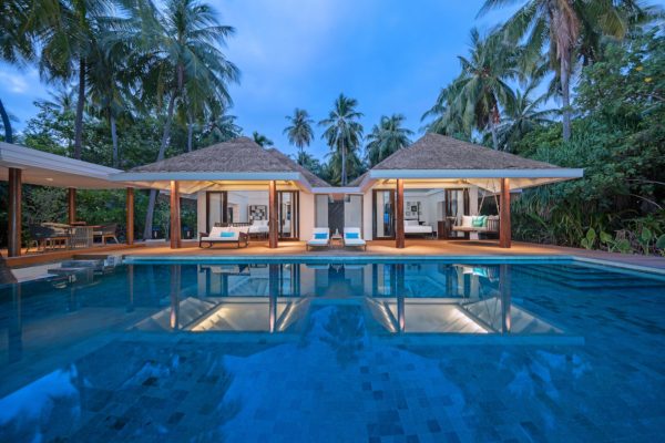 insel-seite-anantara-kihavah-villas-two-bedroom-beach-pool-villa-04-Maledivenexperte