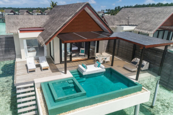 insel-seite-maledivenexperte-niyama-private-islands-maldives-zimmer-deluxe-water-pool-villa-05