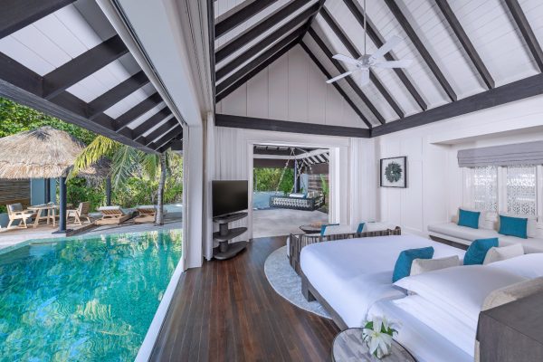 insel-seite-naladhu-private-island-maldives-beach-house-with-pool-maledivenexperte-05