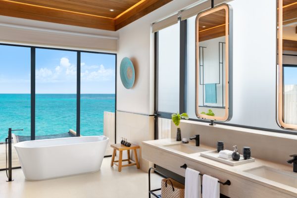 insel-seite-hilton-maldives-amingiri-one-bedroom-overwater-pool-villa-02