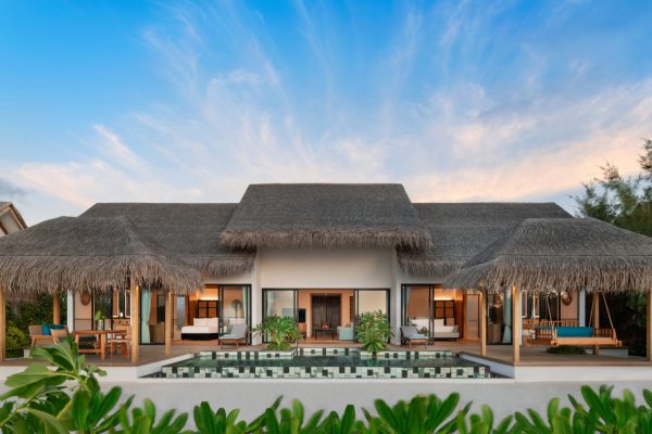 insel-seite-hilton-maldives-amingiri-two-bedroom-beach-pool-villa-03