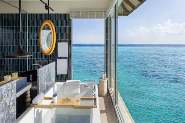 insel-seite-avani-maldives-zimmerkategorien-two-bedroom-over-water-pool-residence-07