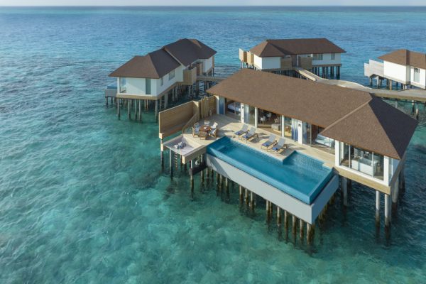insel-seite-avani-maldives-zimmerkategorien-two-bedroom-over-water-pool-residence-11